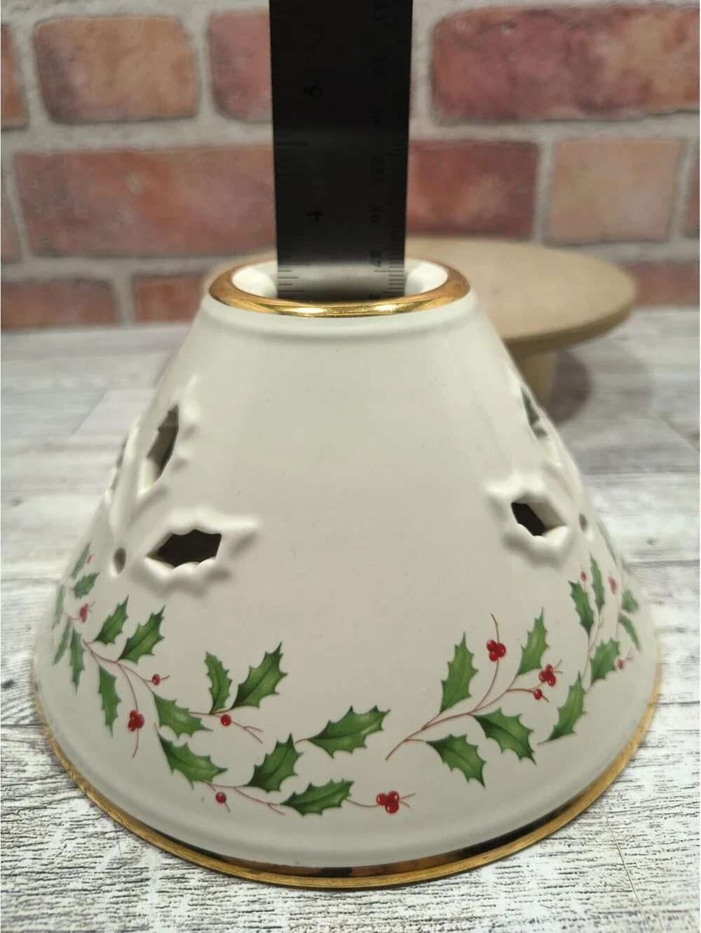 Lenox Dimension Collection Large Holiday Holly Berries Votive Candle Lamp Shade